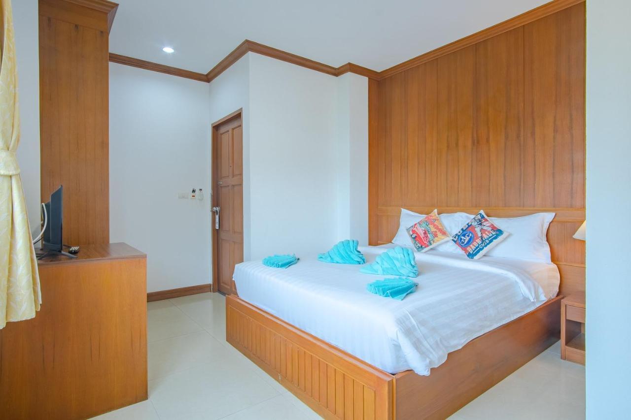 Pipikuku Hotel&Restaurant Patong Kültér fotó