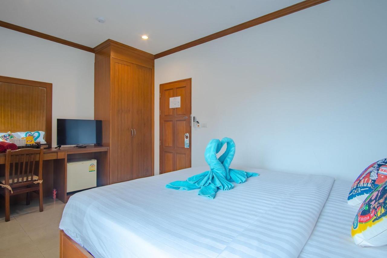 Pipikuku Hotel&Restaurant Patong Kültér fotó