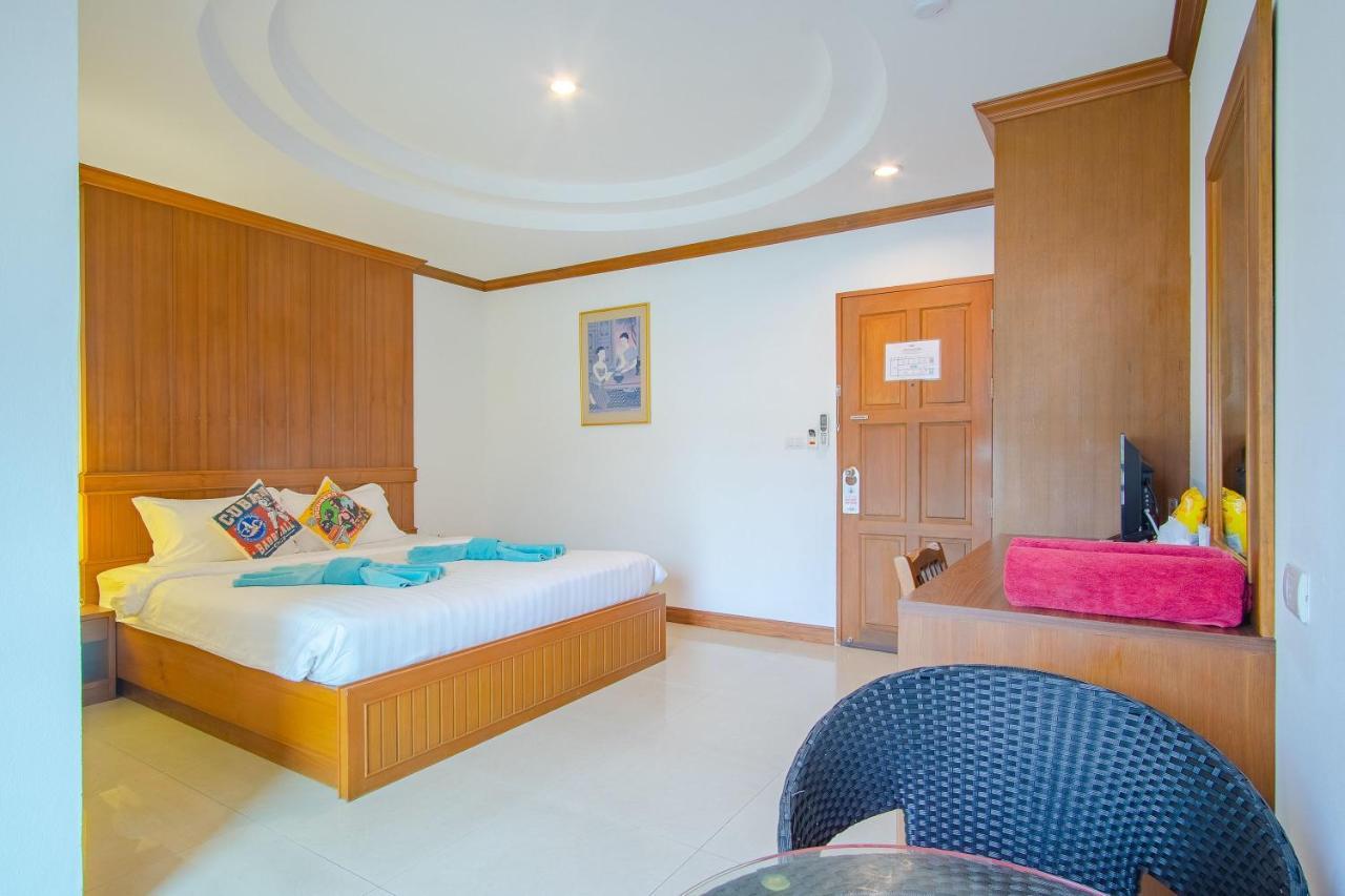 Pipikuku Hotel&Restaurant Patong Kültér fotó