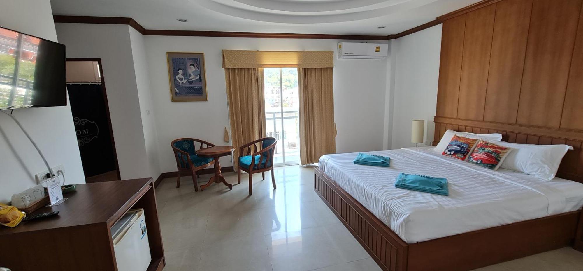 Pipikuku Hotel&Restaurant Patong Kültér fotó