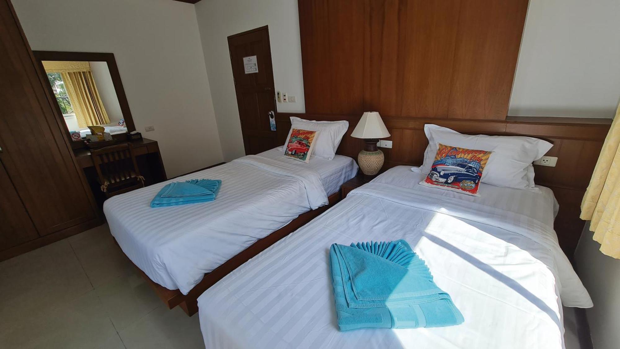 Pipikuku Hotel&Restaurant Patong Kültér fotó